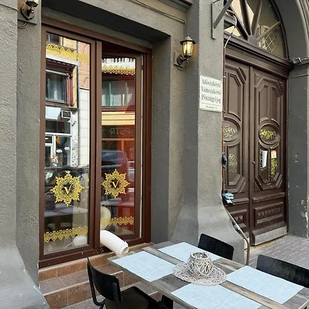 Spacious Cozy With 4bedroom In The Heart Of Bp Appartement