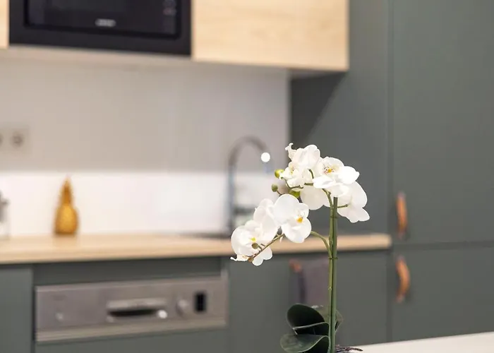 Spacious Cozy With 4bedroom In The Heart Of Bp Apartament Budapesta