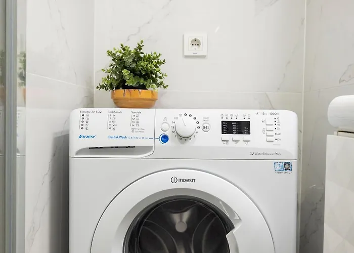 Spacious Cozy With 4bedroom In The Heart Of Bp * Budapesta